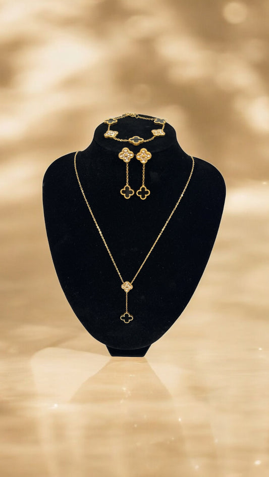 Black and Golden Clover Necklase, Earings and Bracelet Set