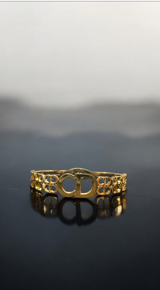 C and D Bangle