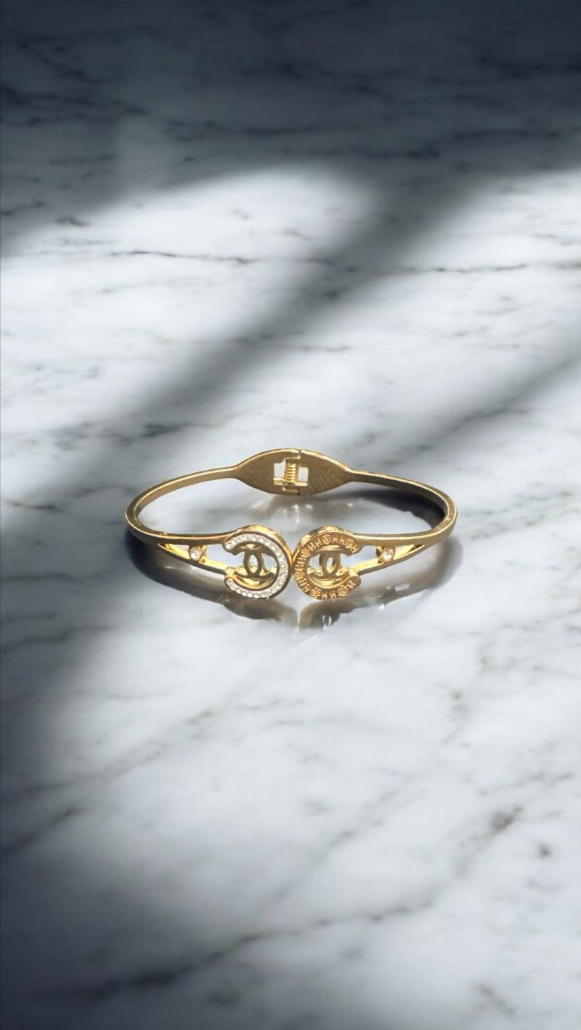 The CC Bangle #B6