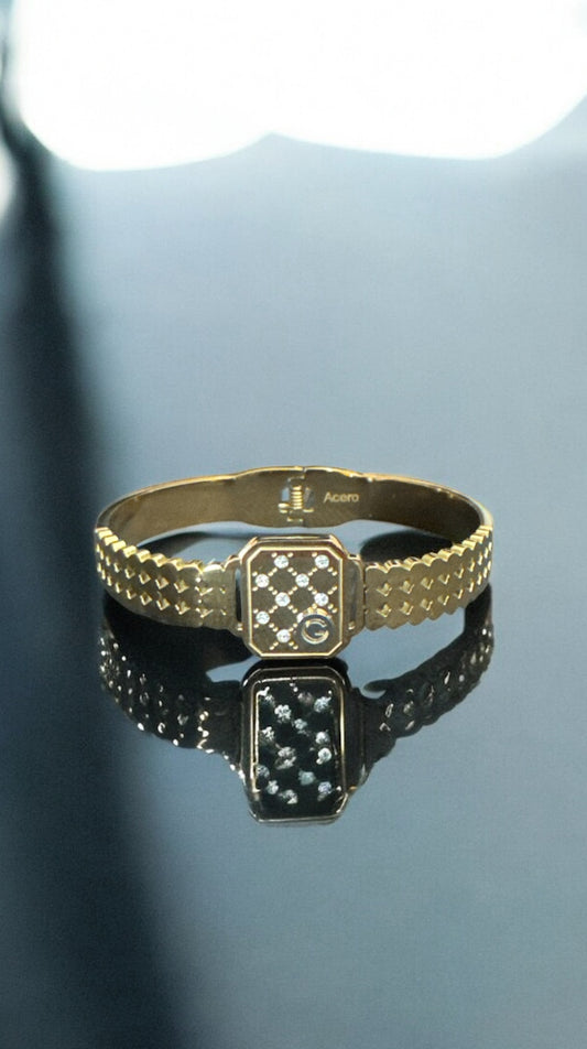 The G Bangle #B13
