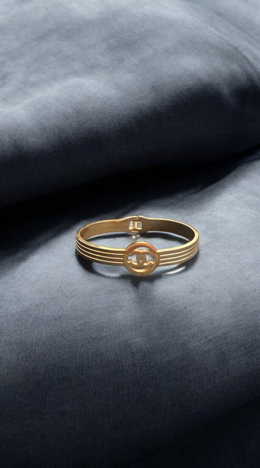 The Gold CC Bangle #B22