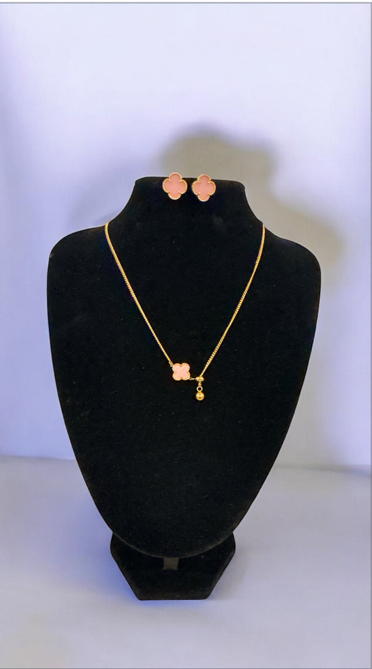 Pink Clover Shape Necklace and Earings Set