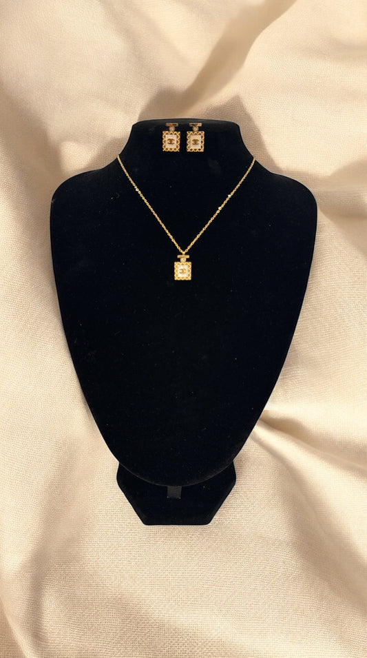CC No.5 Necklace and Earings Set
